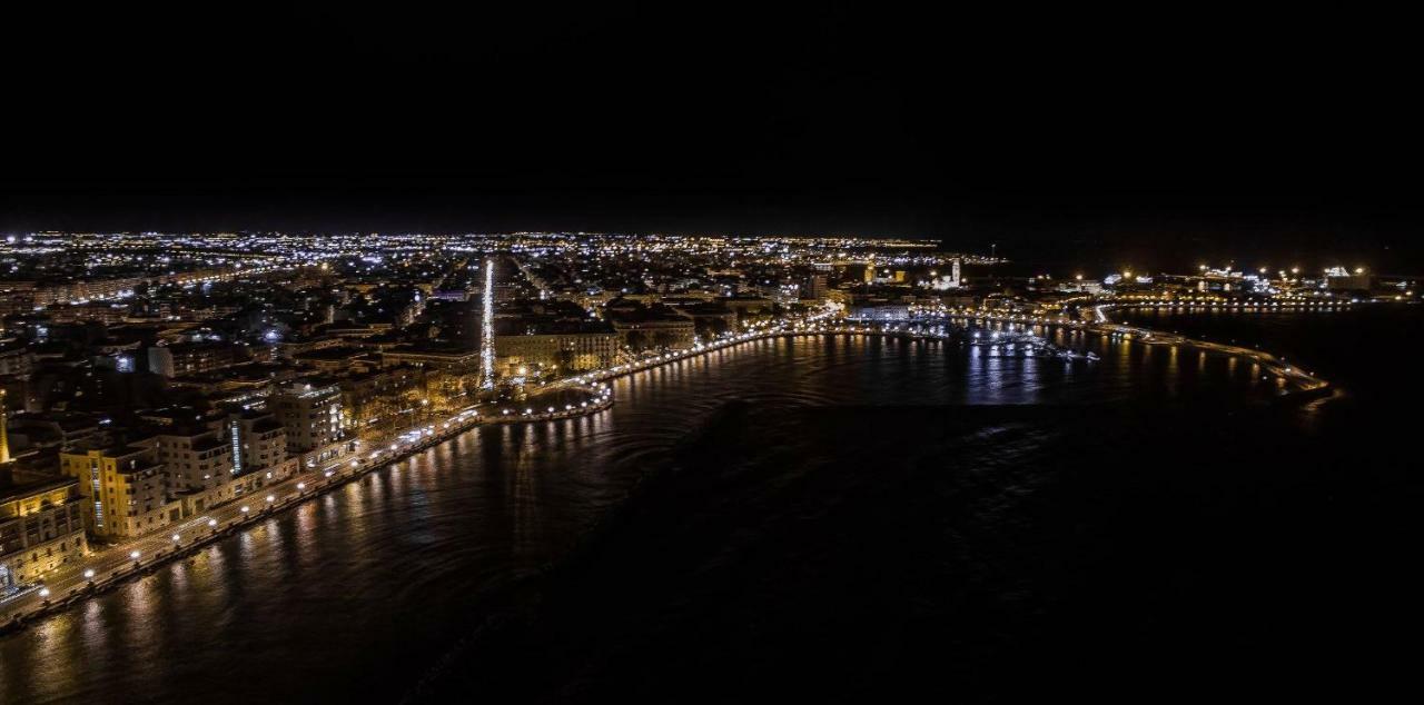 Appartamento D'epoca Bari Esterno foto